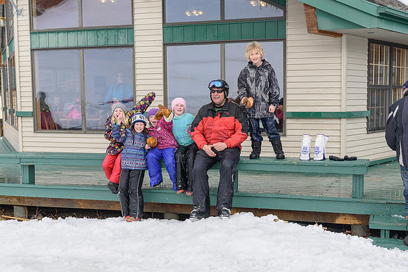 Dryden Skihill SB032915-3-9262