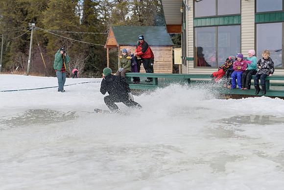 Dryden Skihill SB032915-3-9277