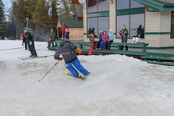 Dryden Skihill SB032915-3-9269