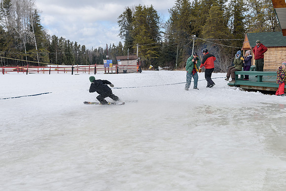 Dryden Skihill SB032915-3-9264