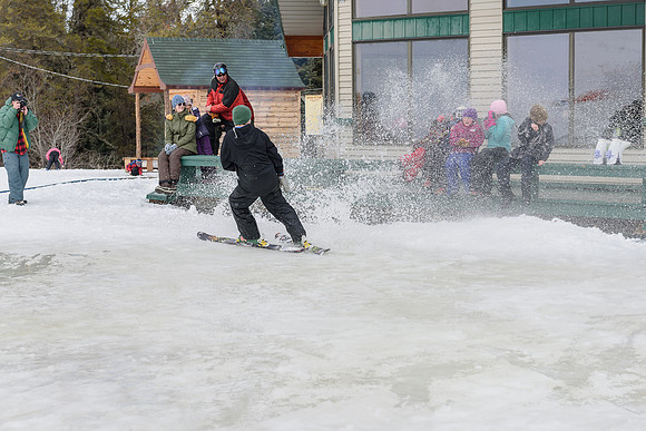 Dryden Skihill SB032915-3-9280
