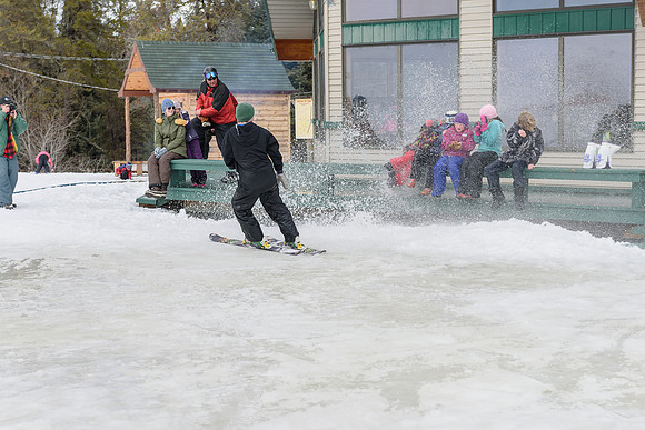 Dryden Skihill SB032915-3-9281