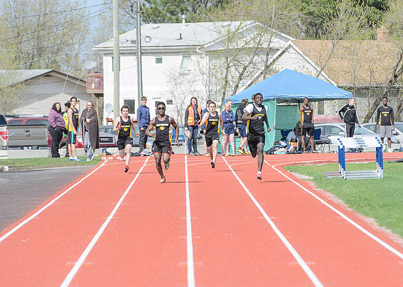 DHS Track NW Invitational 050815-0-5032
