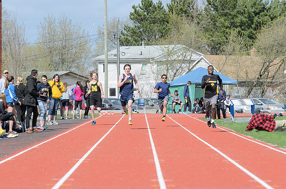 DHS Track NW Invitational 050815-0-5015