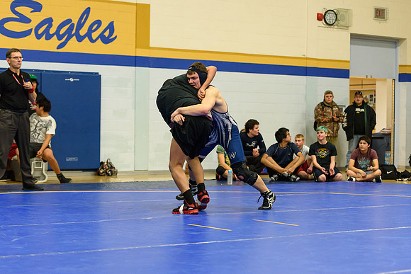 Wrestling DHS 011516-3-4763