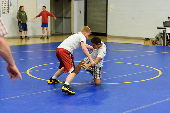 Wrestling DHS 011516-3-4484