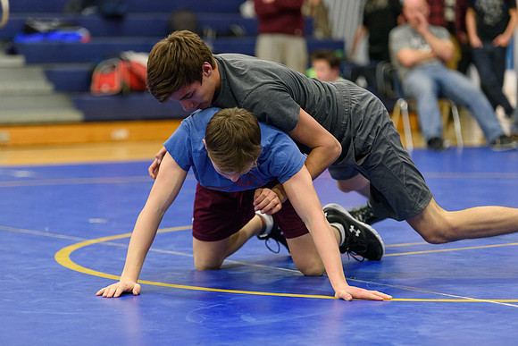 Wrestling DHS 011516-3-2984