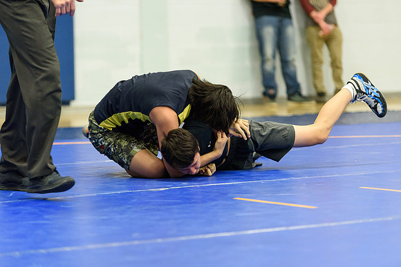 Wrestling DHS 011516-3-3401