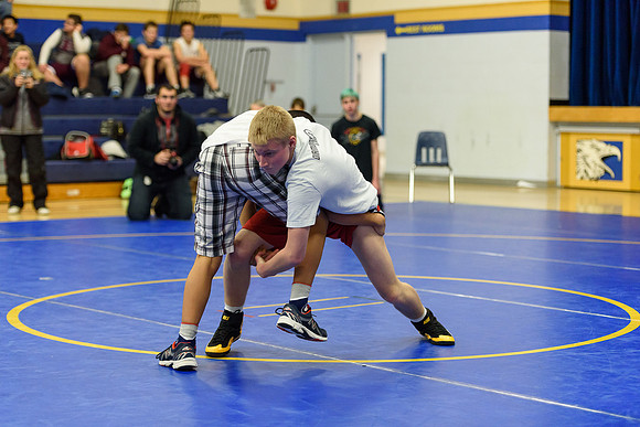 Wrestling DHS 011516-3-4528