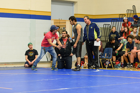 Wrestling DHS 011516-3-2311