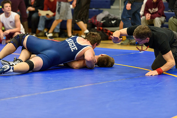 Wrestling DHS 011516-3-2722