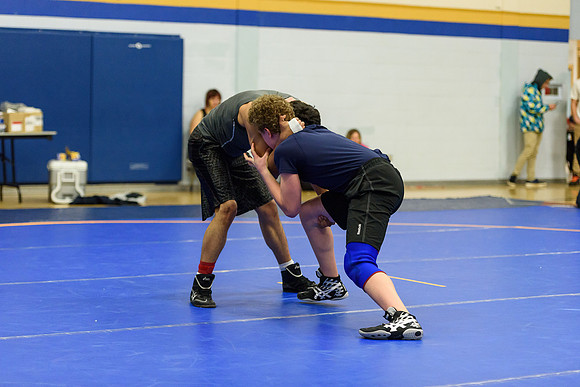 Wrestling DHS 011516-3-2260