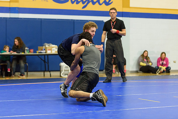 Wrestling DHS 011516-3-2320