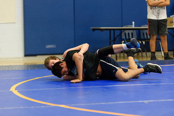 Wrestling DHS 011516-3-3619