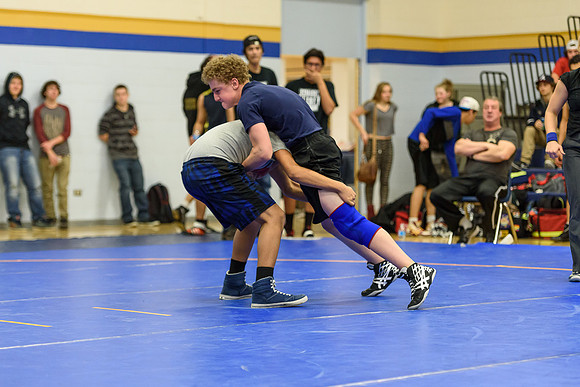 Wrestling DHS 011516-3-3455
