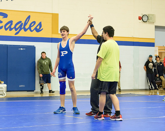 Wrestling DHS 011516-3-2847