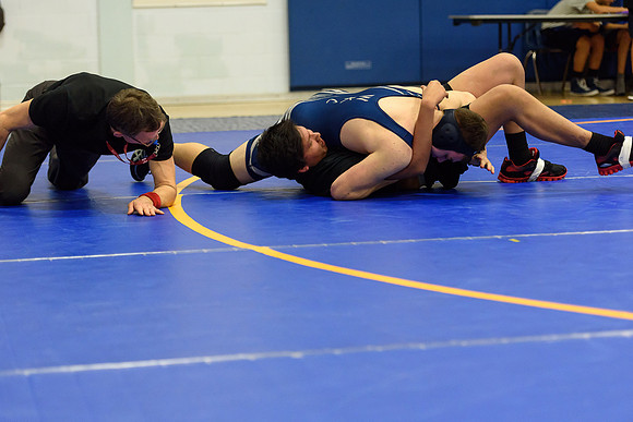 Wrestling DHS 011516-3-4785