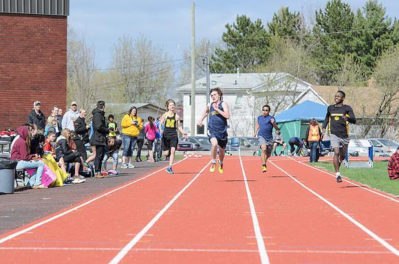 DHS Track NW Invitational 050815-0-5017