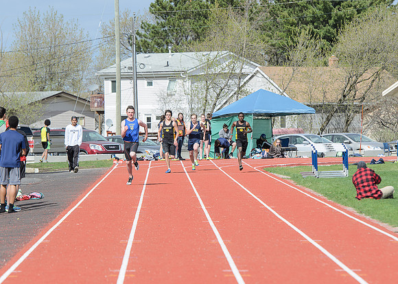 DHS Track NW Invitational 050815-0-5025